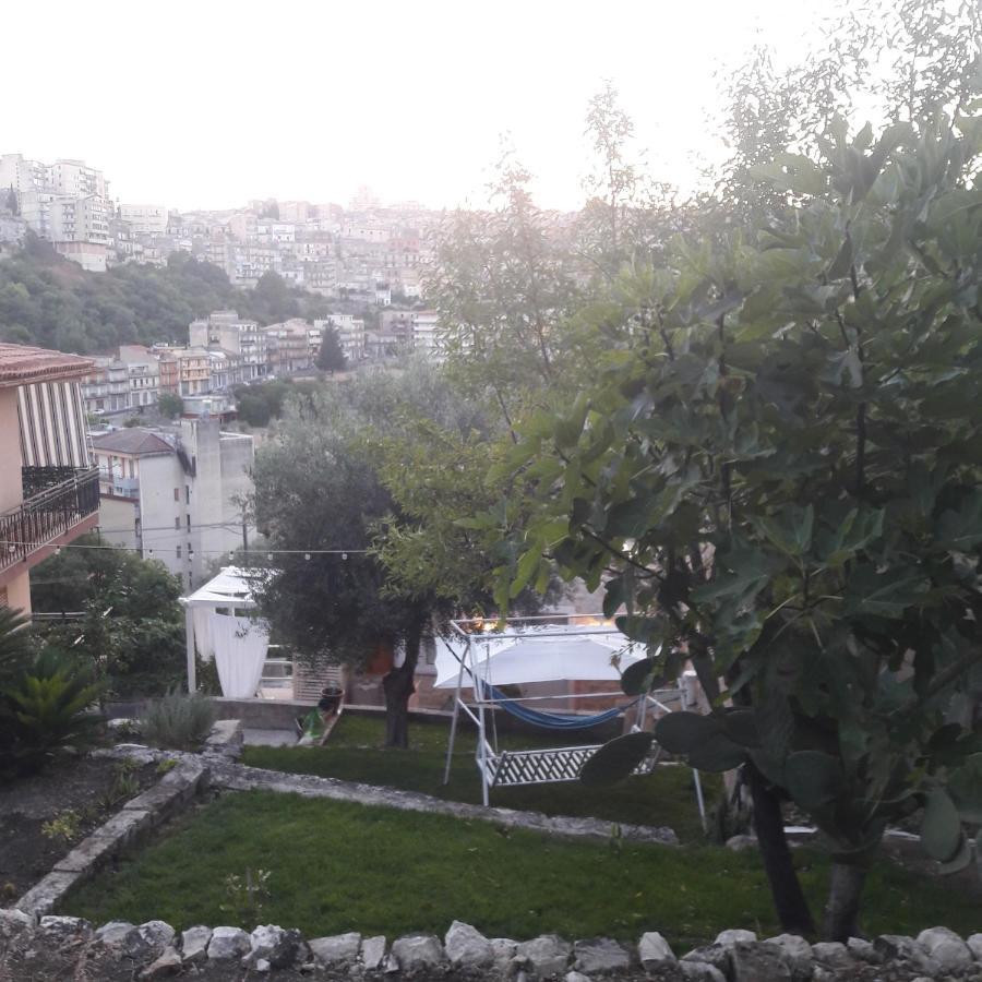 Casa Sabir Villa Modica Buitenkant foto